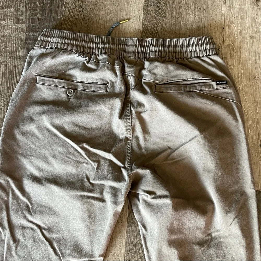 Volcom Khaki Colored Joggers Size Large - Picture 8 of 11
